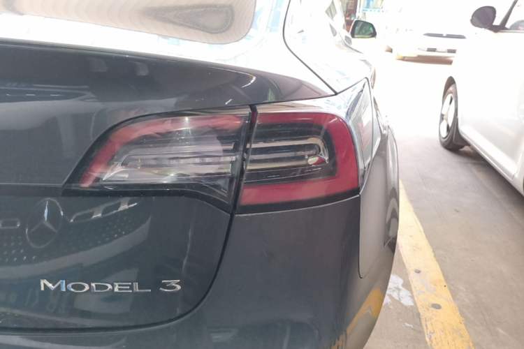 Used Tesla Model 3 2020 Refreshed Version Long-Range Rear-Wheel Drive Exterior 3