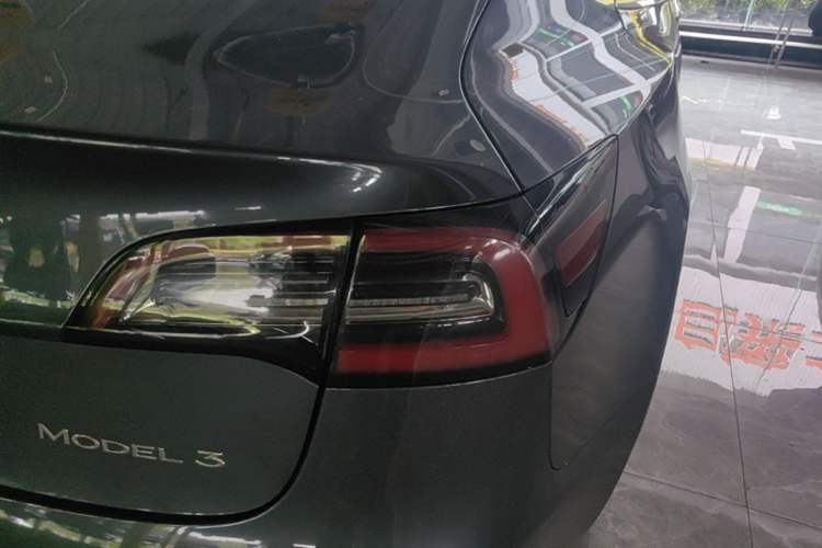 Used Tesla Model 3 2020 Refreshed Version Long-Range Rear-Wheel Drive Exterior 3