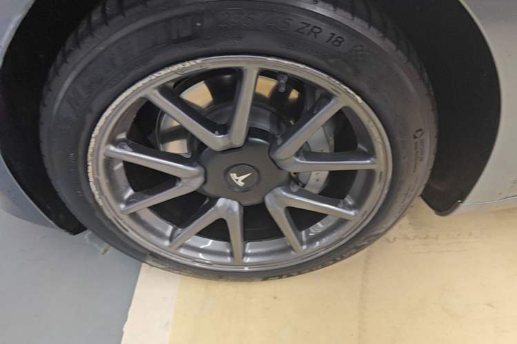Used Tesla Model 3 2020 Revised Version Standard Range Rear-Wheel Drive – Upgraded Edition Exterior 4