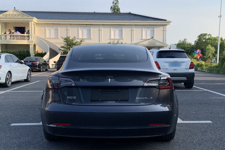 Used Tesla Model 3 2020 Standard Range Rear-Wheel Drive Upgraded Version Exterior 4