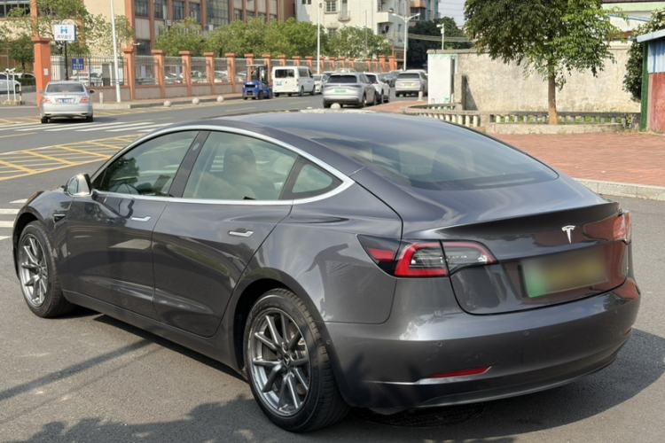 Used Tesla Model 3 2020 Refreshed Version Long-Range Rear-Wheel Drive Exterior 4