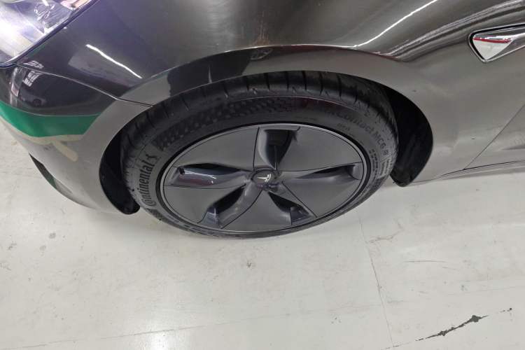 Used Tesla Model 3 2020 Standard Range Rear-Wheel Drive Upgraded Version Exterior 4