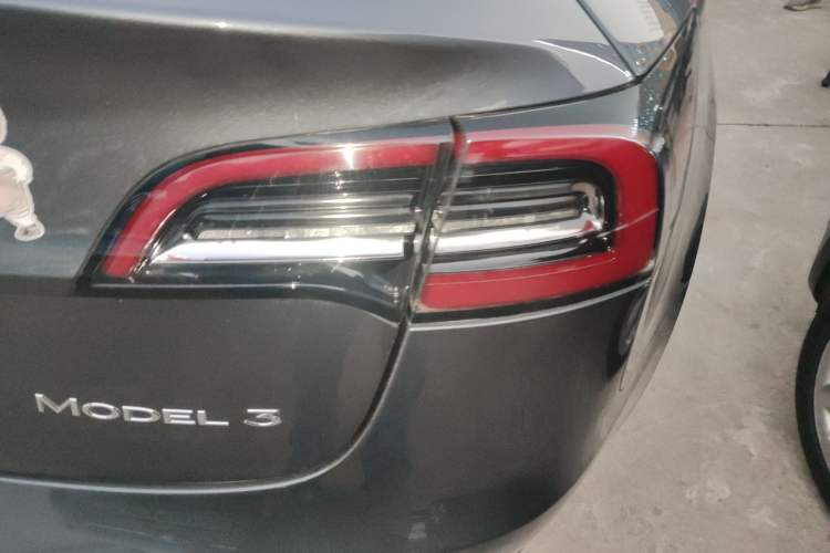 Used Tesla Model 3 2020 Standard Range Rear-Wheel Drive Upgraded Version Exterior 5