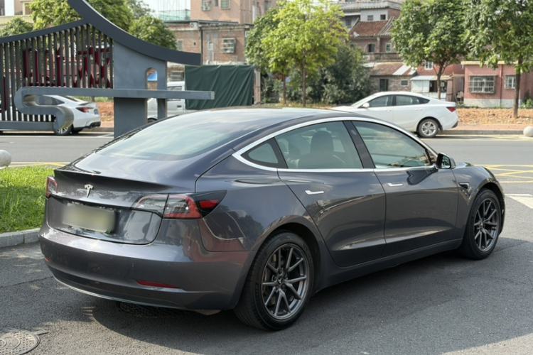 Used Tesla Model 3 2020 Refreshed Version Long-Range Rear-Wheel Drive Exterior 6