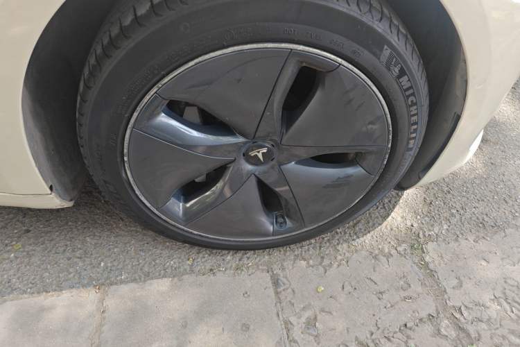 Used Tesla Model 3 2020 Standard Range Rear-Wheel Drive Upgraded Version Exterior 7