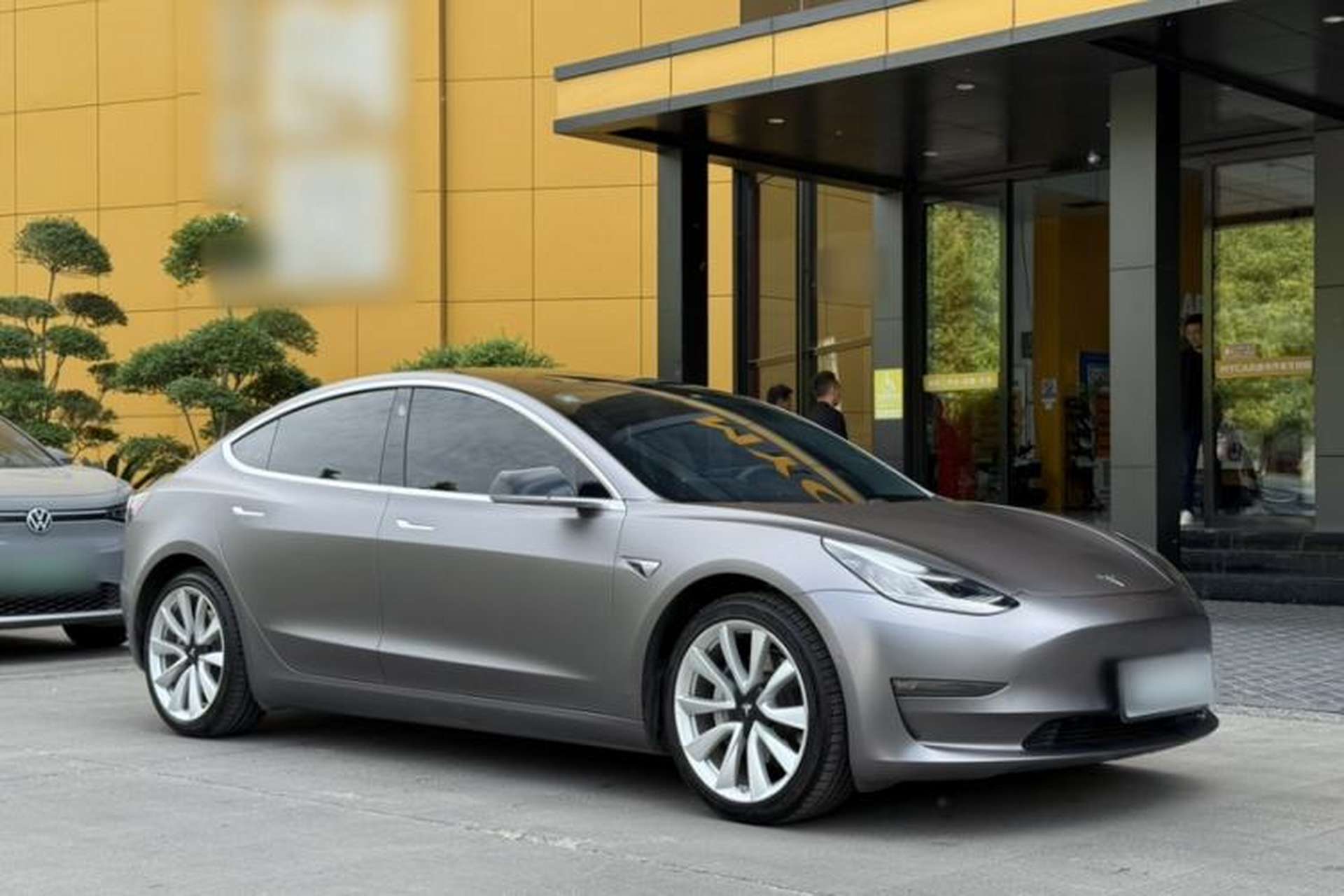 Used Tesla Model 3 2020 Long-Range Rear-Wheel-Drive Version Exterior 8