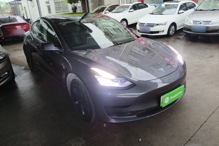 Used Tesla Model 3 2020 Revised Version Standard Range Rear-Wheel Drive – Upgraded Edition Front Right 45 Deg