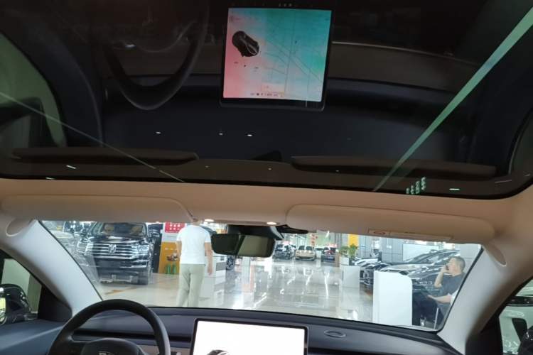 Used Tesla Model 3 2020 Revised Version Standard Range Rear-Wheel Drive – Upgraded Edition Headliner
