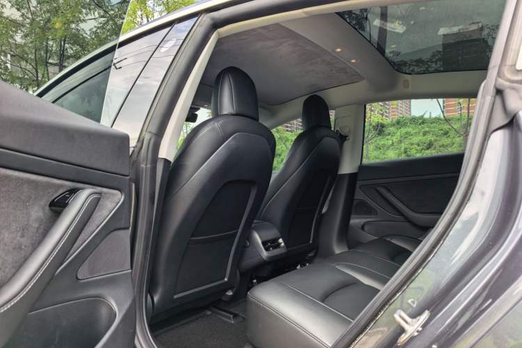 Used Tesla Model 3 2020 Standard Range Rear-Wheel Drive Upgraded Version Interior 1