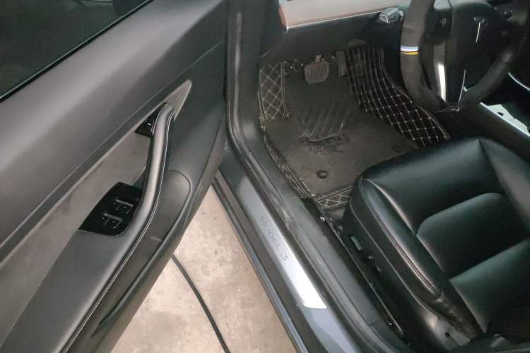 Used Tesla Model 3 2020 Standard Range Rear-Wheel Drive Upgraded Version Interior 2