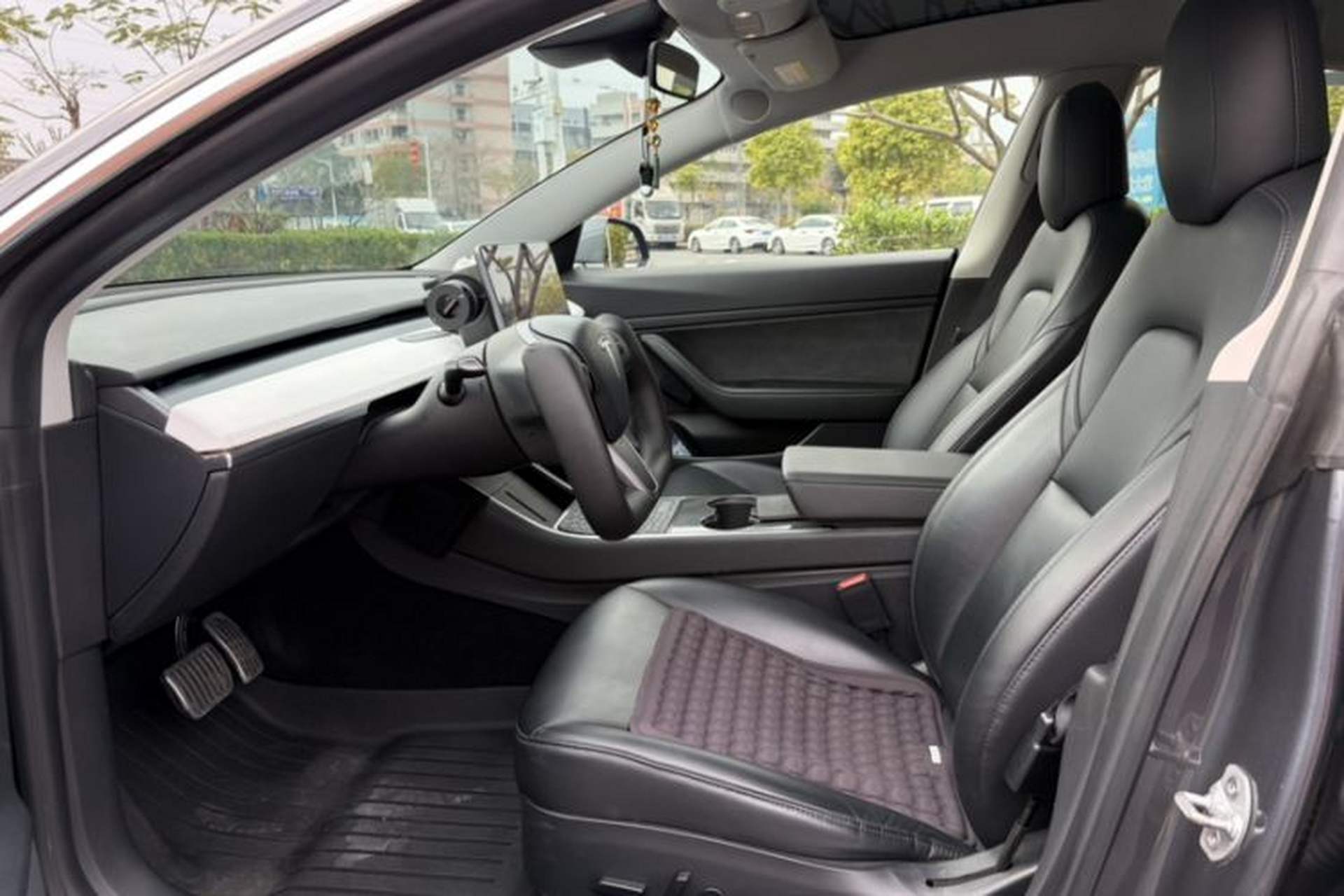 Used Tesla Model 3 2020 Refreshed Version Long-Range Rear-Wheel Drive Interior 2