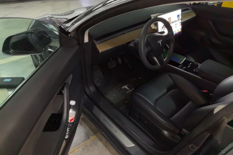 Used Tesla Model 3 2020 Standard Range Rear-Wheel Drive Upgraded Version Interior 3