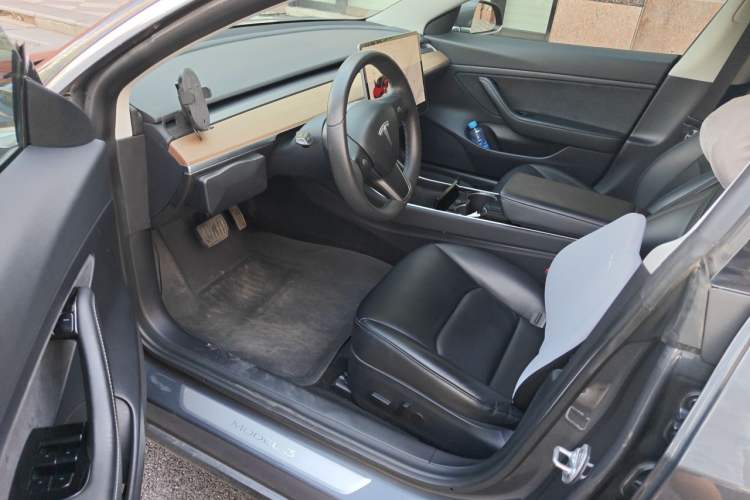 Used Tesla Model 3 2020 Standard Range Rear-Wheel Drive Upgraded Version Interior 3