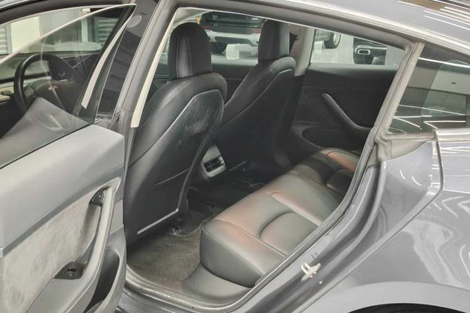 Used Tesla Model 3 2020 Standard Range Rear-Wheel Drive Upgraded Version Interior 4
