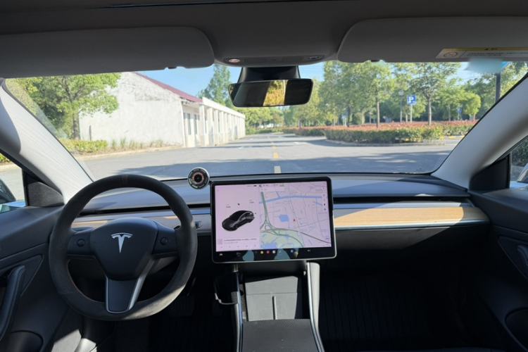 Used Tesla Model 3 2020 Refreshed Version Long-Range Rear-Wheel Drive Interior 4