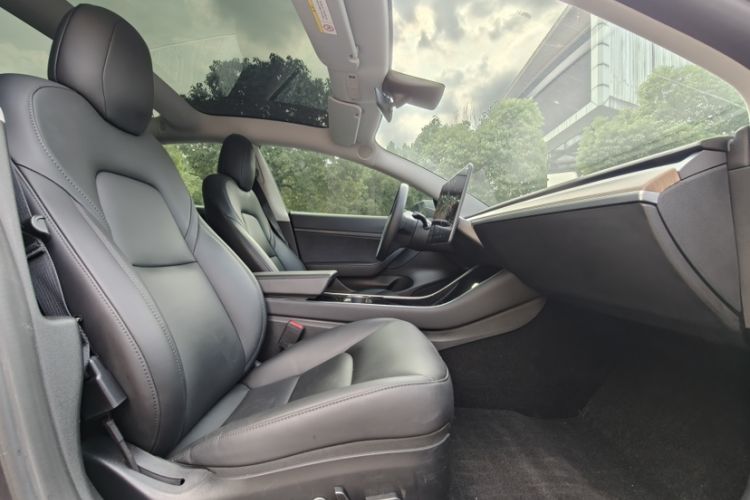 Used Tesla Model 3 2020 Revised Version Standard Range Rear-Wheel Drive – Upgraded Edition Interior 5