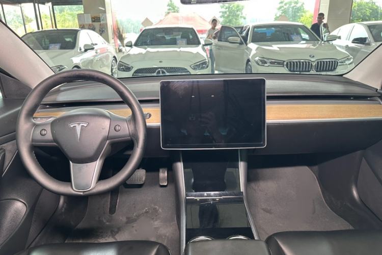 Used Tesla Model 3 2020 Standard Range Rear-Wheel Drive Upgraded Version Interior 9