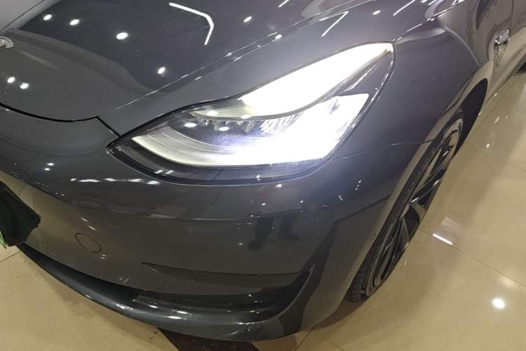 Used Tesla Model 3 2020 Revised Version Standard Range Rear-Wheel Drive – Upgraded Edition Left Front Headlight