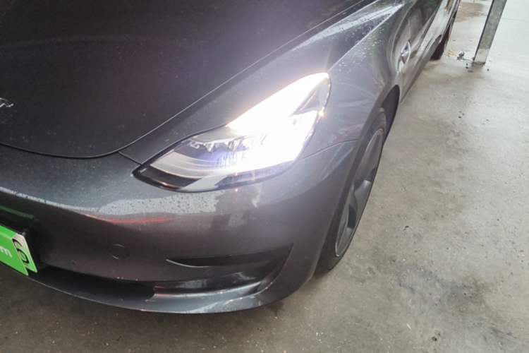 Used Tesla Model 3 2020 Revised Version Standard Range Rear-Wheel Drive – Upgraded Edition Left Front Headlight