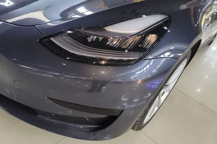 Used Tesla Model 3 2020 Revised Version Standard Range Rear-Wheel Drive – Upgraded Edition Left Front Headlight