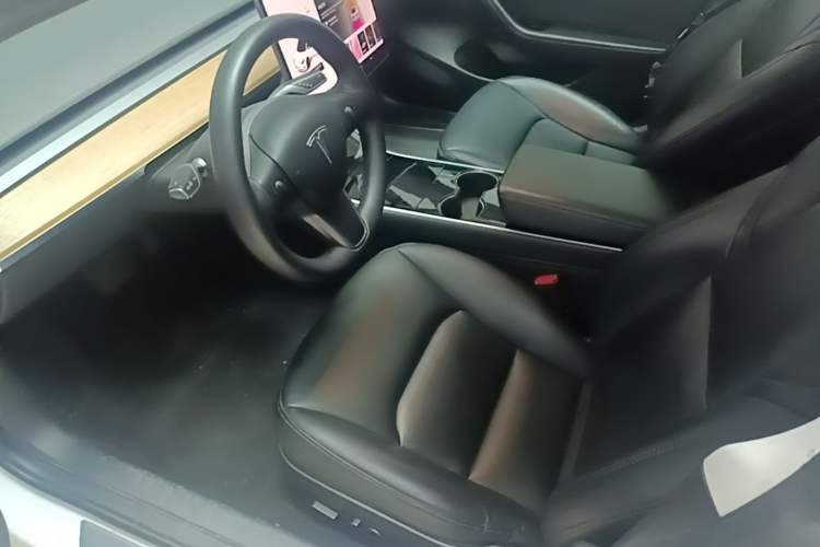 Used Tesla Model 3 2020 Revised Version Standard Range Rear-Wheel Drive – Upgraded Edition Left Front Seat