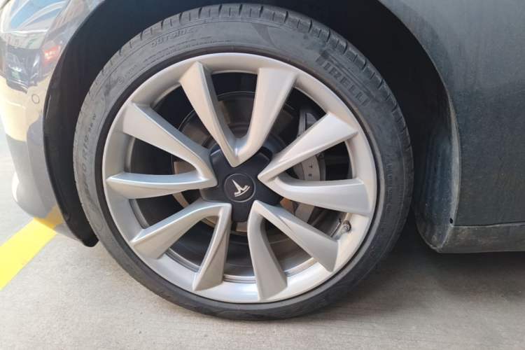 Used Tesla Model 3 2020 Refreshed Version Long-Range Rear-Wheel Drive Left Front Wheel Hub