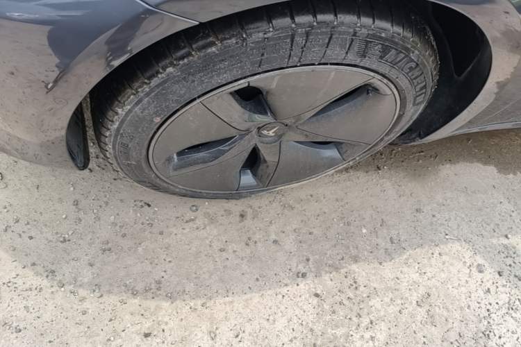 Used Tesla Model 3 2020 Refreshed Version Long-Range Rear-Wheel Drive Left Front Wheel Hub