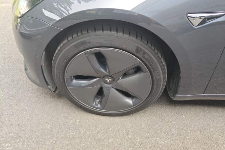 Used Tesla Model 3 2020 Refreshed Version Long-Range Rear-Wheel Drive Left Front Wheel Hub