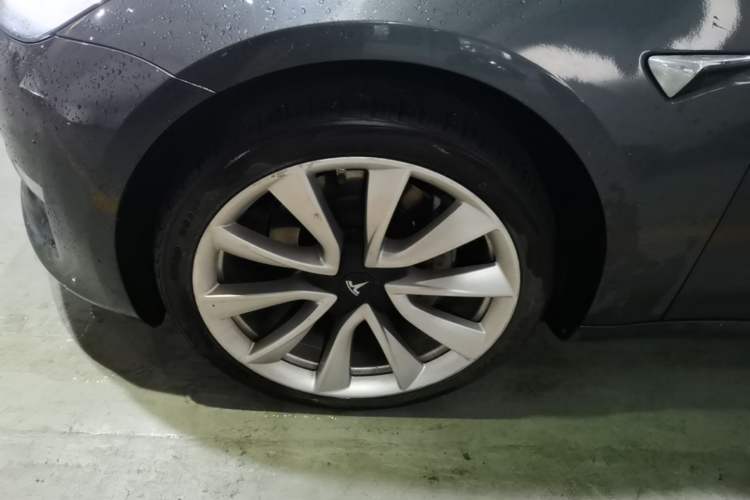 Used Tesla Model 3 2020 Refreshed Version Long-Range Rear-Wheel Drive Left Front Wheel Hub