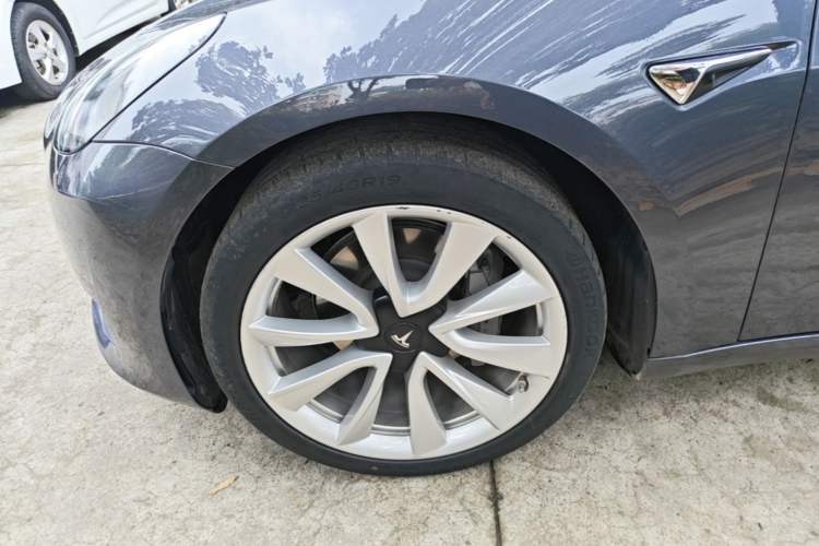 Used Tesla Model 3 2020 Standard Range Rear-Wheel Drive Upgraded Version Left Front Wheel Hub