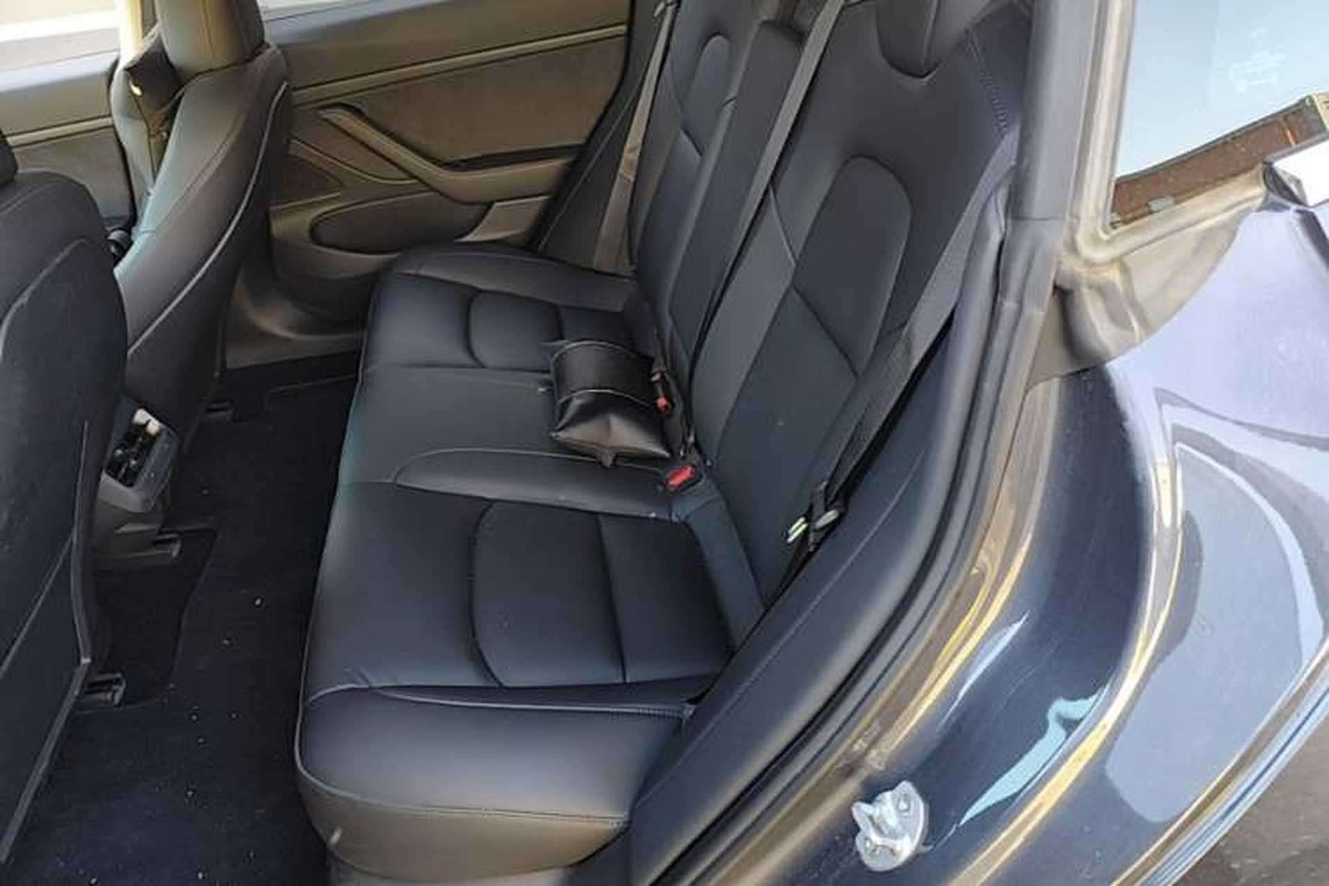 Used Tesla Model 3 2020 Revised Version Standard Range Rear-Wheel Drive – Upgraded Edition Left Rear Seat