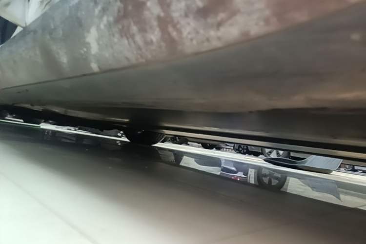 Used Tesla Model 3 2020 Revised Version Standard Range Rear-Wheel Drive – Upgraded Edition Left Side Sill