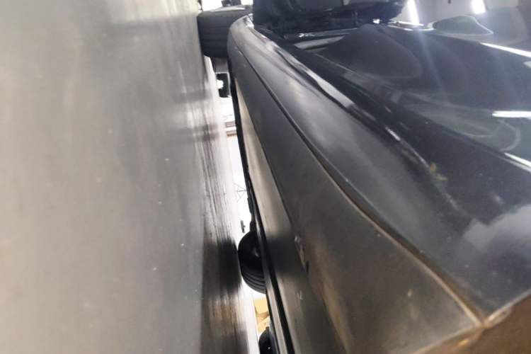Used Tesla Model 3 2020 Refreshed Version Long-Range Rear-Wheel Drive Left Side Sill