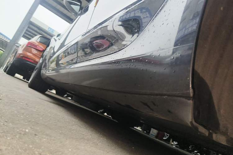 Used Tesla Model 3 2020 Revised Version Standard Range Rear-Wheel Drive – Upgraded Edition Left Side Sill