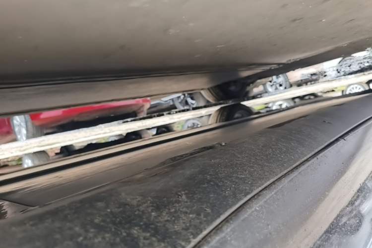 Used Tesla Model 3 2020 Refreshed Version Long-Range Rear-Wheel Drive Left Side Sill