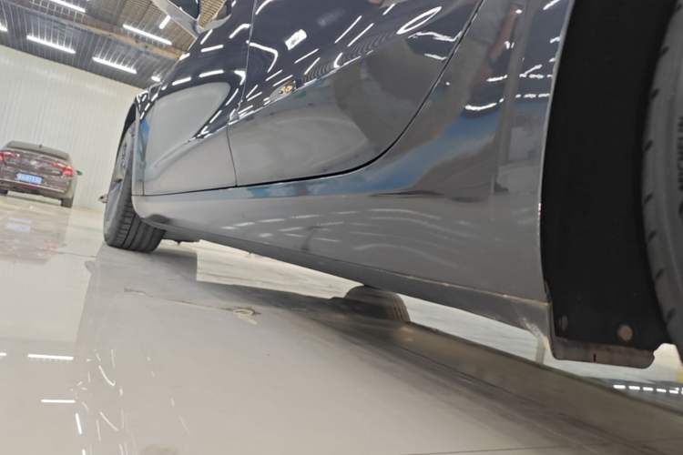 Used Tesla Model 3 2020 Revised Version Standard Range Rear-Wheel Drive – Upgraded Edition Left Side Sill