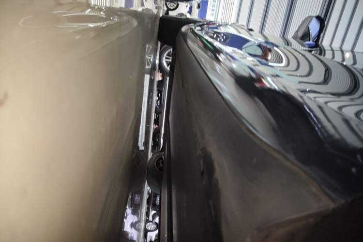 Used Tesla Model 3 2020 Standard Range Rear-Wheel Drive Upgraded Version Left Side Sill