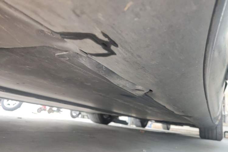 Used Tesla Model 3 2020 Revised Version Standard Range Rear-Wheel Drive – Upgraded Edition Left Side Sill