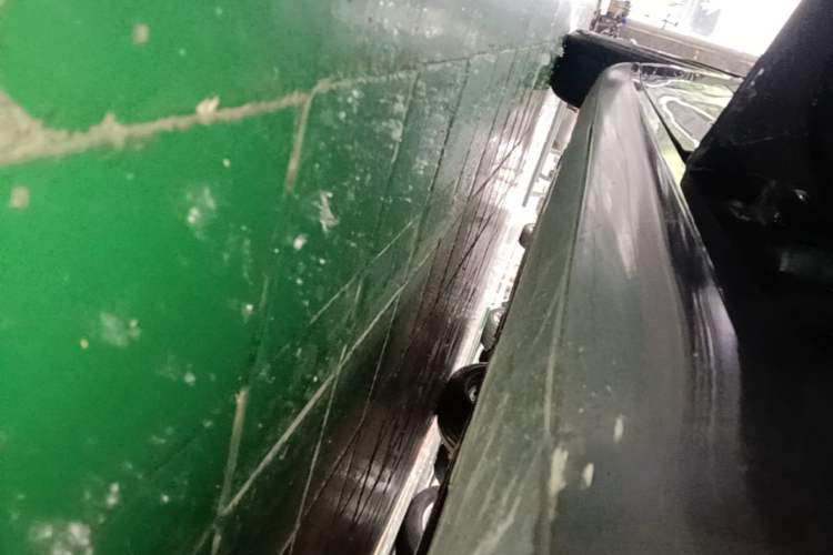 Used Tesla Model 3 2020 Standard Range Rear-Wheel Drive Upgraded Version Left Side Sill