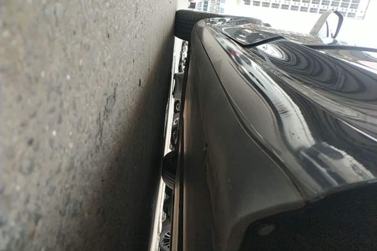 Used Tesla Model 3 2020 Standard Range Rear-Wheel Drive Upgraded Version Left Side Sill