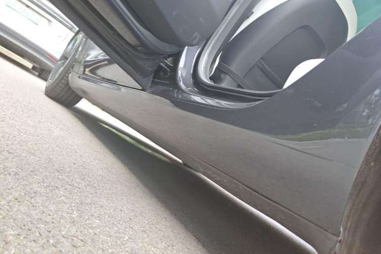 Used Tesla Model 3 2020 Refreshed Version Long-Range Rear-Wheel Drive Left Side Sill