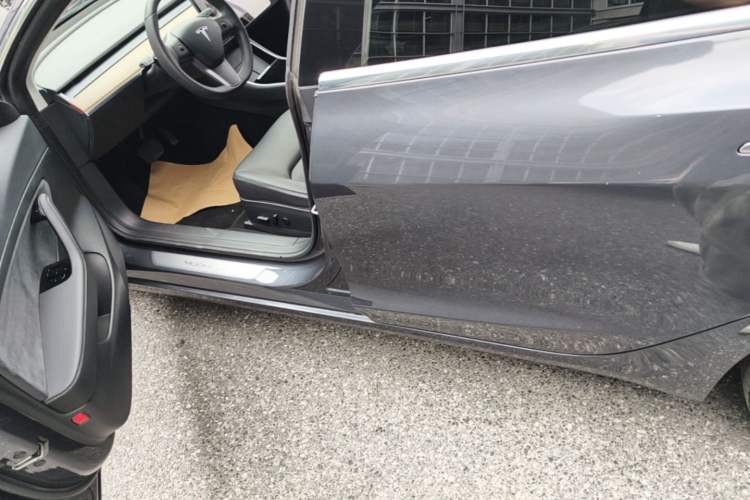 Used Tesla Model 3 2020 Refreshed Version Long-Range Rear-Wheel Drive Left Side Sill
