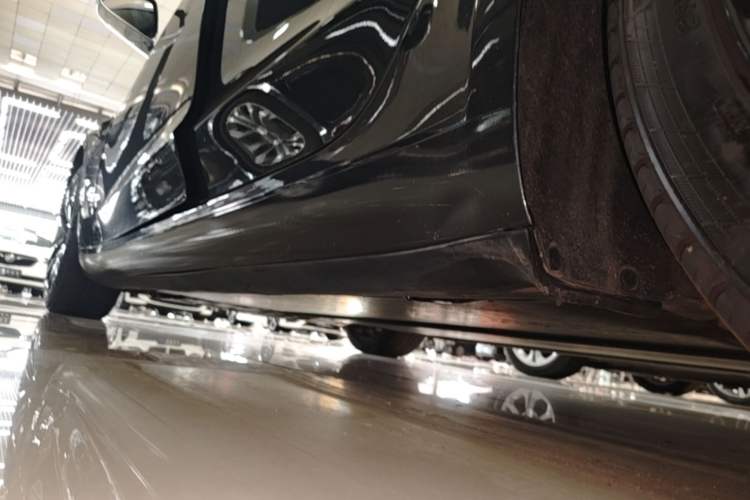Used Tesla Model 3 2020 Revised Version Standard Range Rear-Wheel Drive – Upgraded Edition Left Side Sill