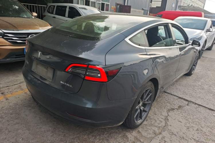 Used Tesla Model 3 2020 Long-Range Rear-Wheel-Drive Version Rear Right 45 Deg