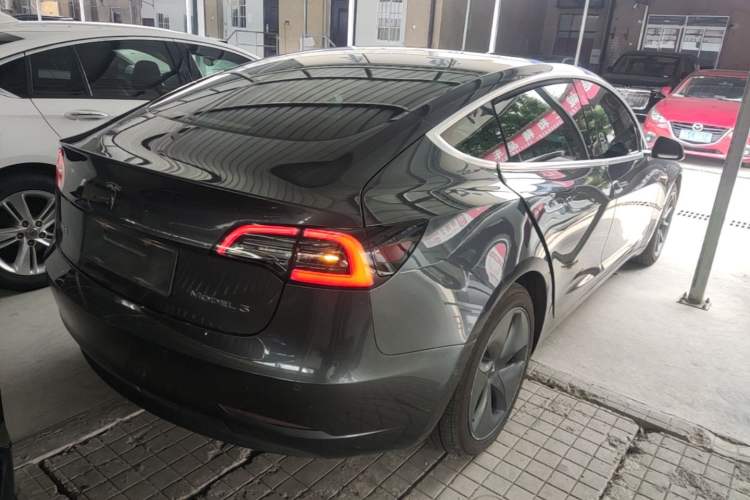 Used Tesla Model 3 2020 Revised Version Standard Range Rear-Wheel Drive – Upgraded Edition Rear Right 45 Deg