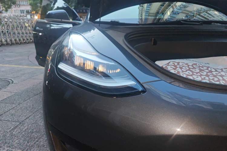Used Tesla Model 3 2020 Standard Range Rear-Wheel Drive Upgraded Version Right Front Headlight