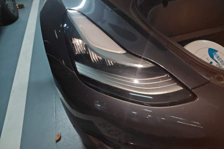 Used Tesla Model 3 2020 Standard Range Rear-Wheel Drive Upgraded Version Right Front Headlight