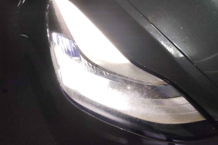 Used Tesla Model 3 2020 Standard Range Rear-Wheel Drive Upgraded Version Right Front Headlight