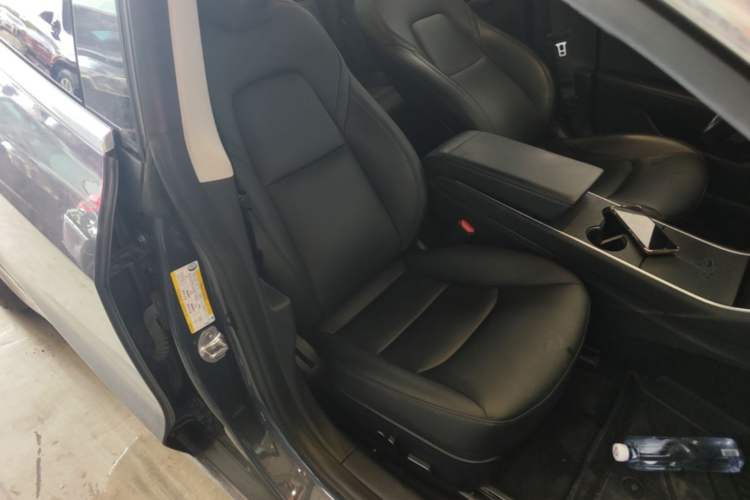 Used Tesla Model 3 2020 Revised Version Standard Range Rear-Wheel Drive – Upgraded Edition Right Front Seat