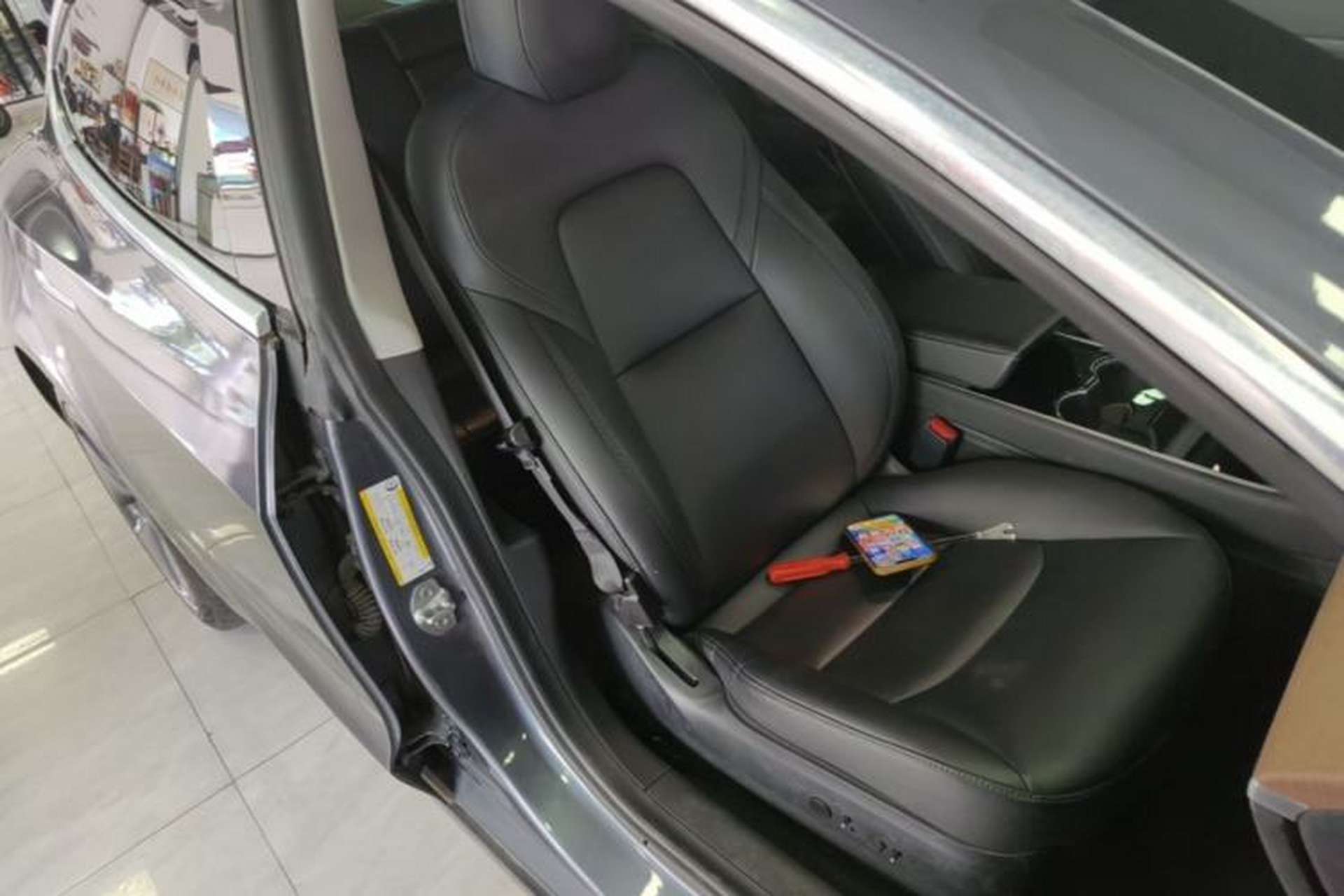 Used Tesla Model 3 2020 Standard Range Rear-Wheel Drive Upgraded Version Right Front Seat